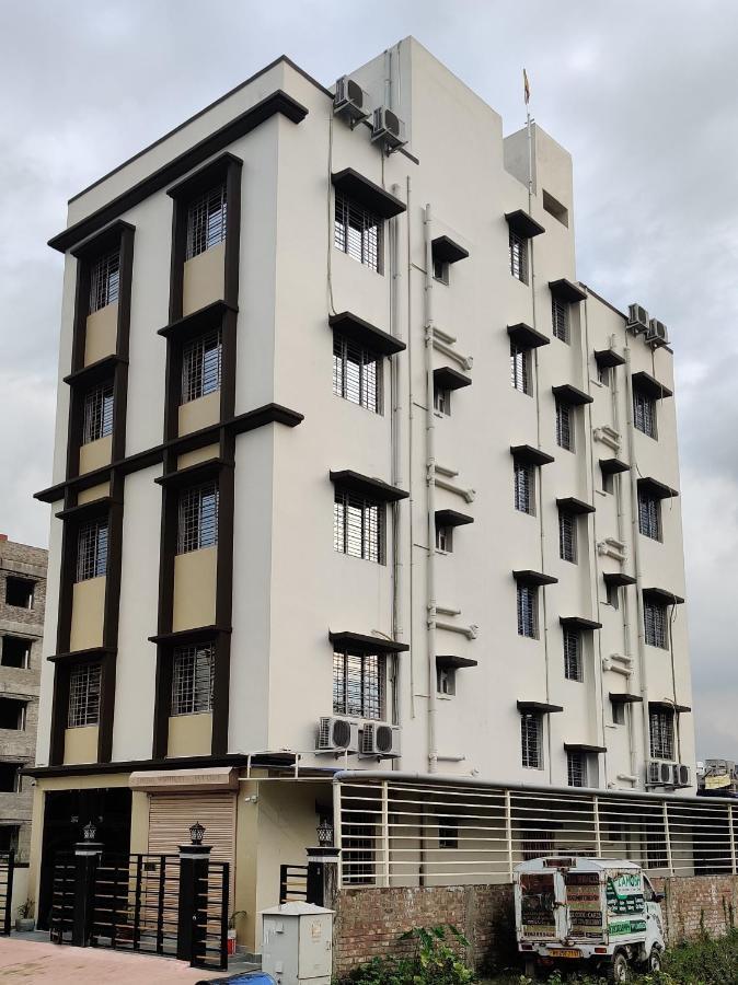 Sanjiva Suites Calcutá Exterior foto